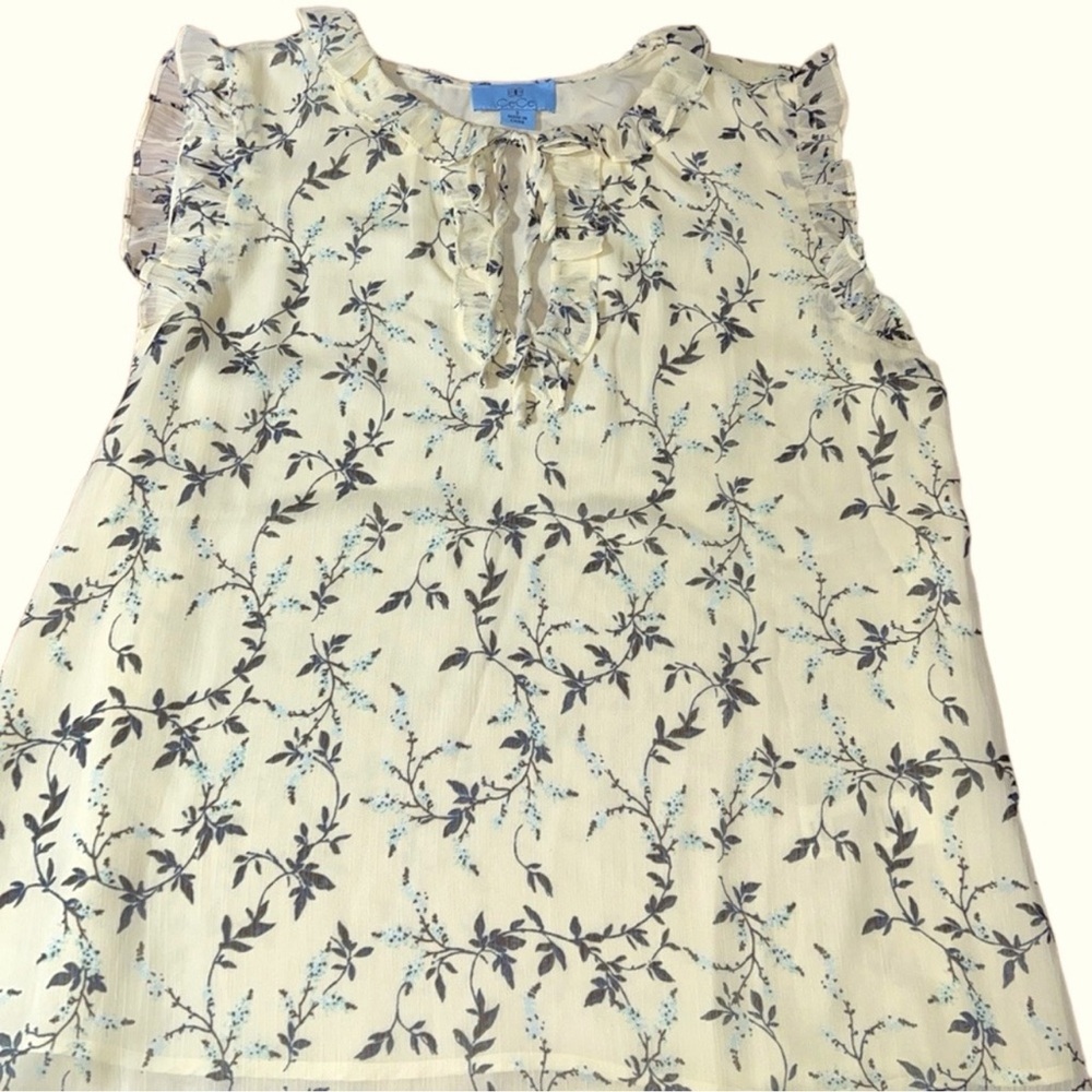 CeCe Sleeveless Top Yellow Floral Size Medium NWT, lemonade colored